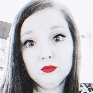 Meet your Posher, Lindzy